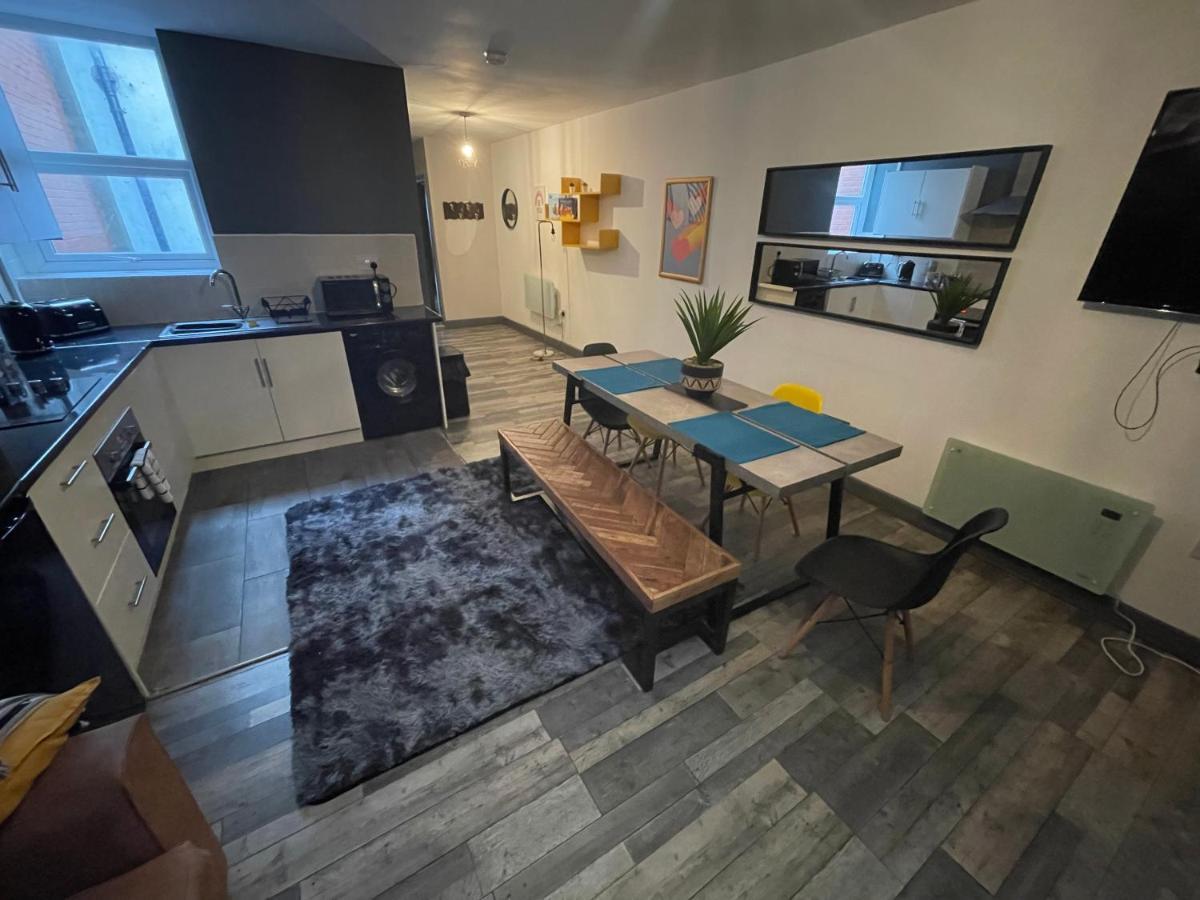 Oak Suite - Talbot Road - Blackpool - Spacious Apartment
